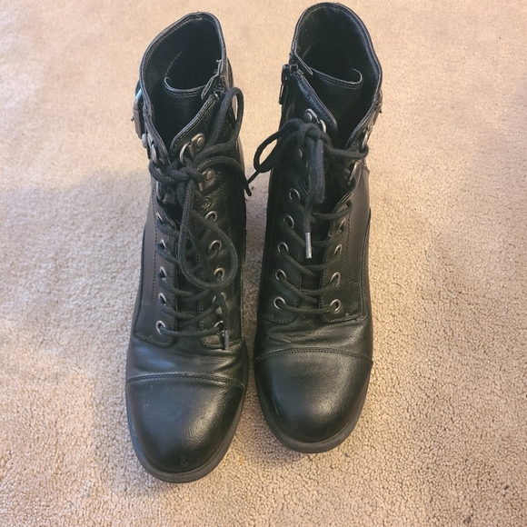 Guess Combat Boots - Picture 4 of 6